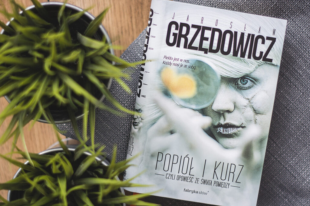Popiół i kurz