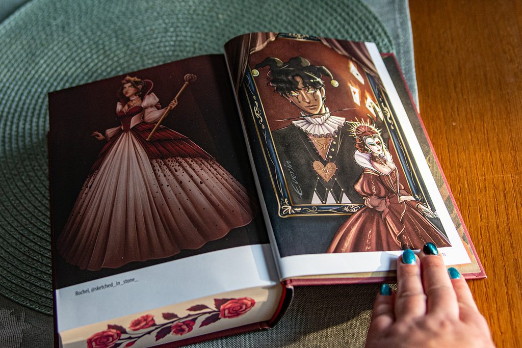 Bez serca Heartless - książka leży na blacie, zdjęcie galerii fanartów