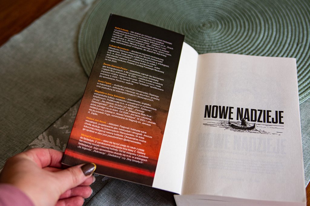 Nowe Nadzieje  skrzydełko przód