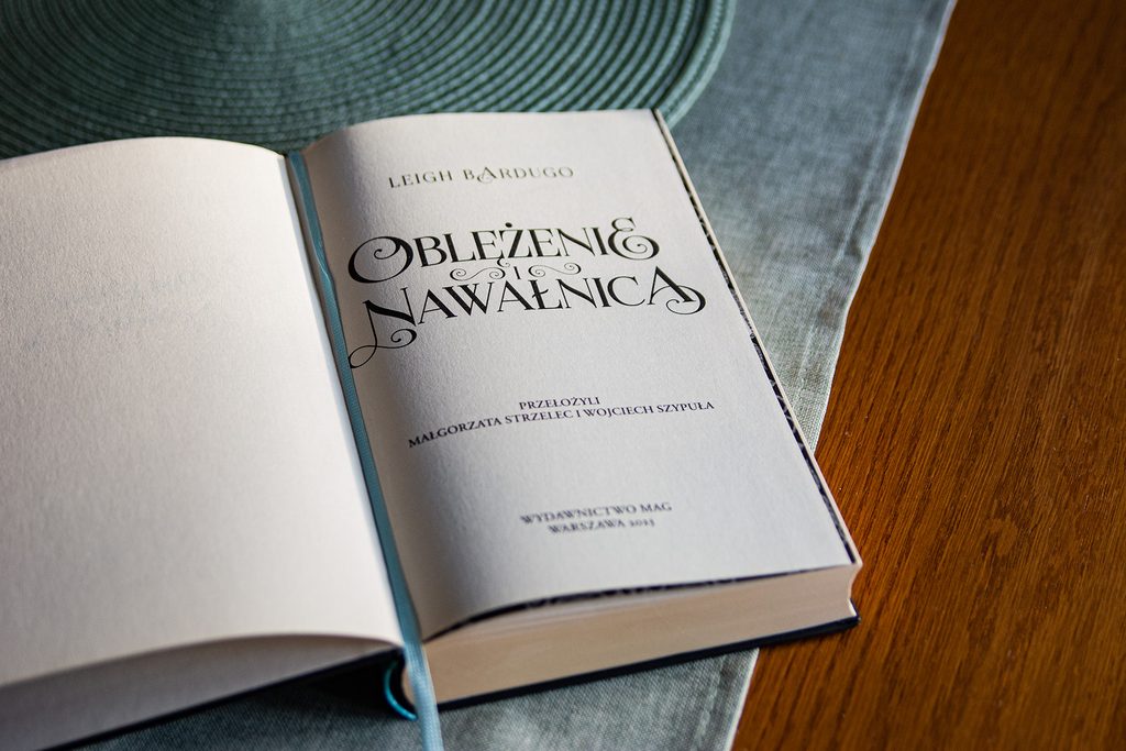 Oblężenie i nawałnica Bardugo strona tytułowa